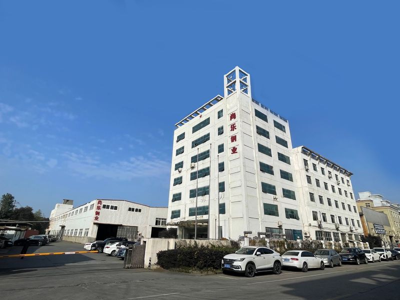 Wenzhou Shangle Steel Co., Ltd. linea di produzione del produttore